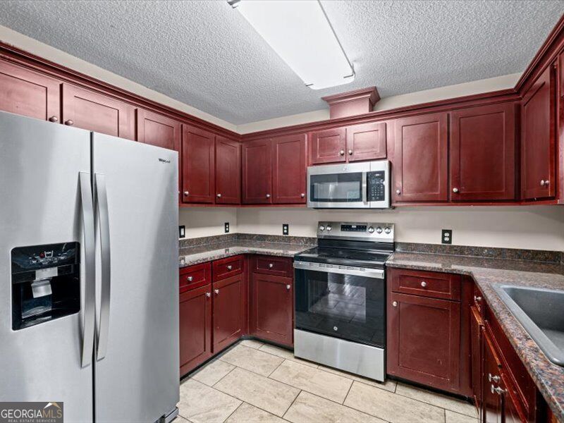 1412 Elite Drive Property Photo 17