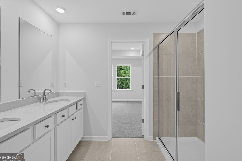 5760 Schelton Place Se Property Photo 4