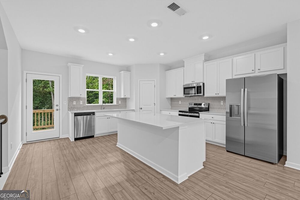 5760 Schelton Place Se Property Photo 12