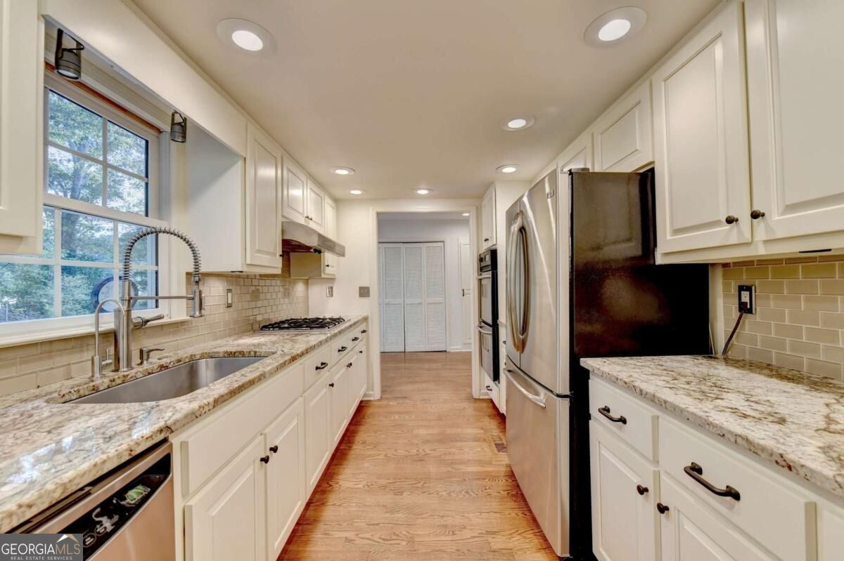 3852 Ivey Lane Sw Property Photo 11
