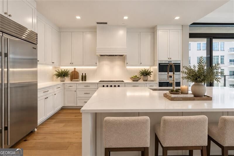 2520 Peachtree Road Nw # 403 Property Photo 5