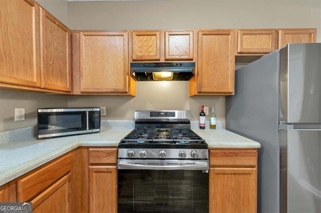 5745 Old Carriage Drive Property Photo 8