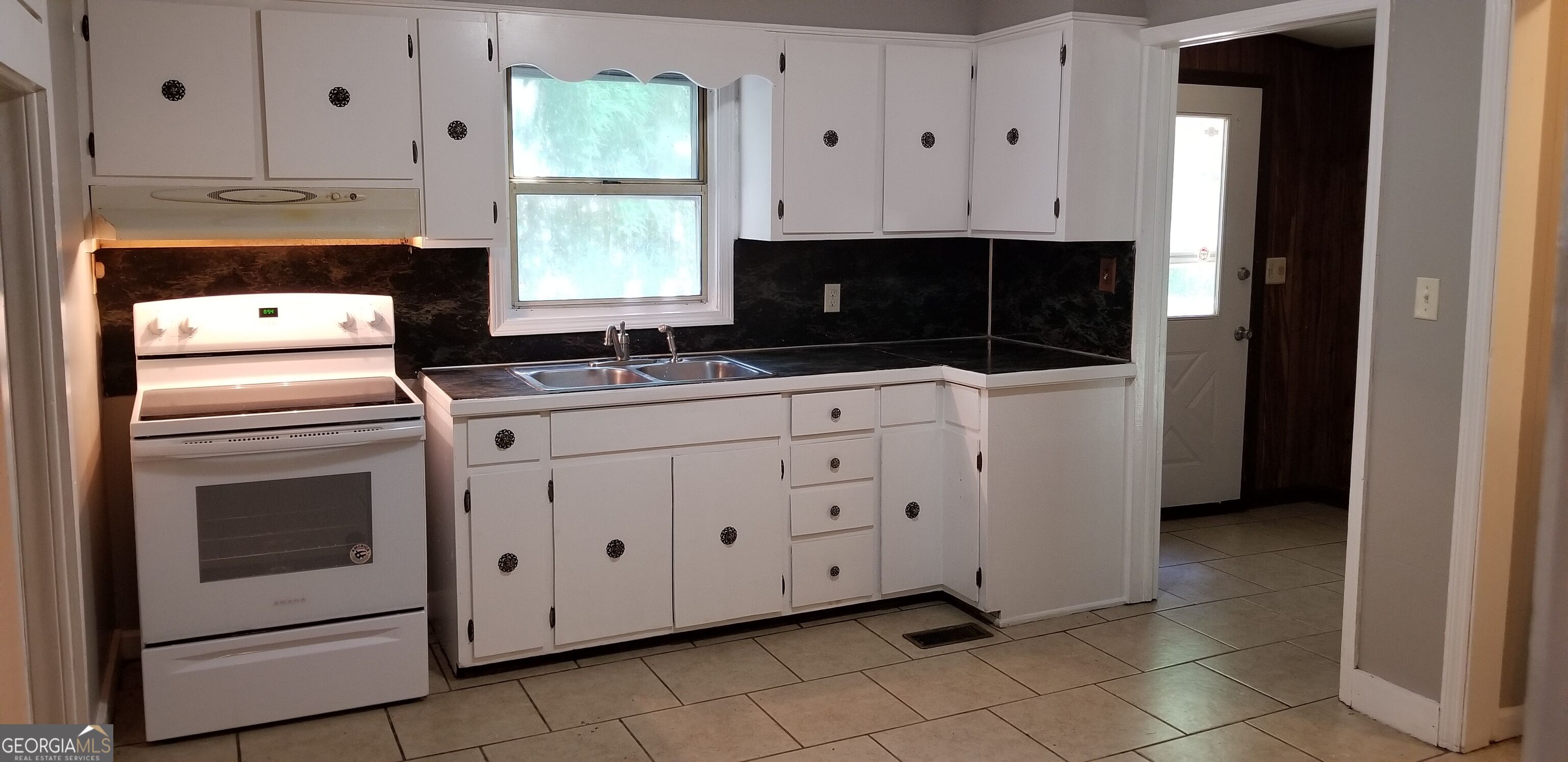 30 Battey Drive Nw Property Photo 11