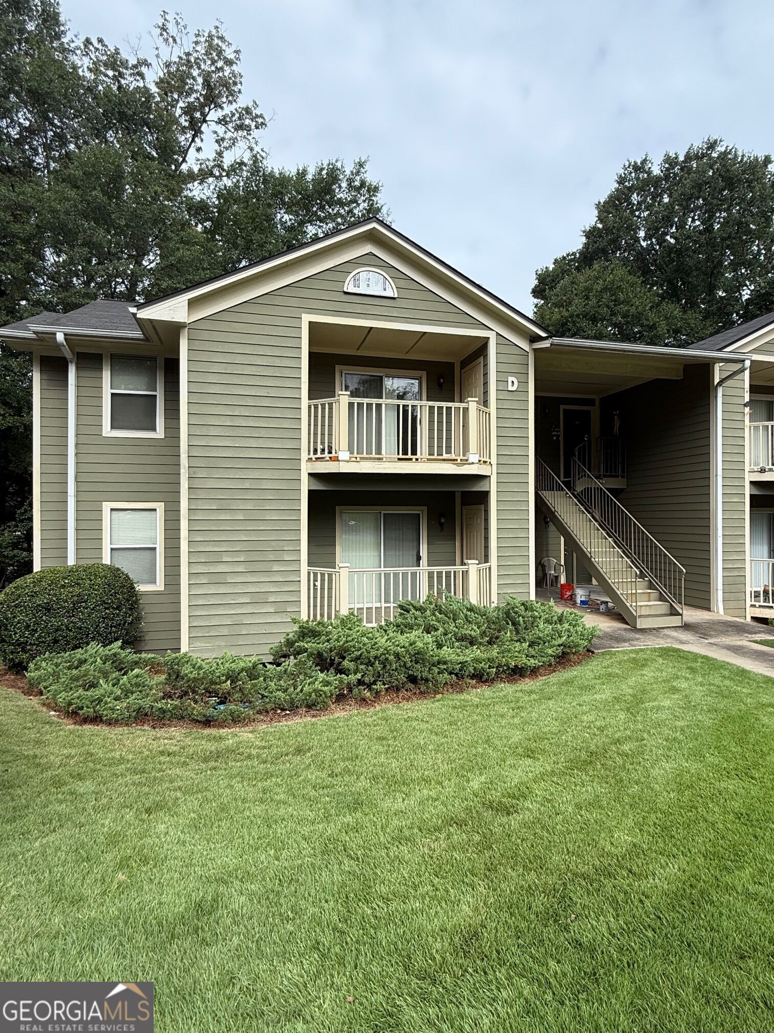 320 Ridgewood Avenue # B4 Property Photo 1