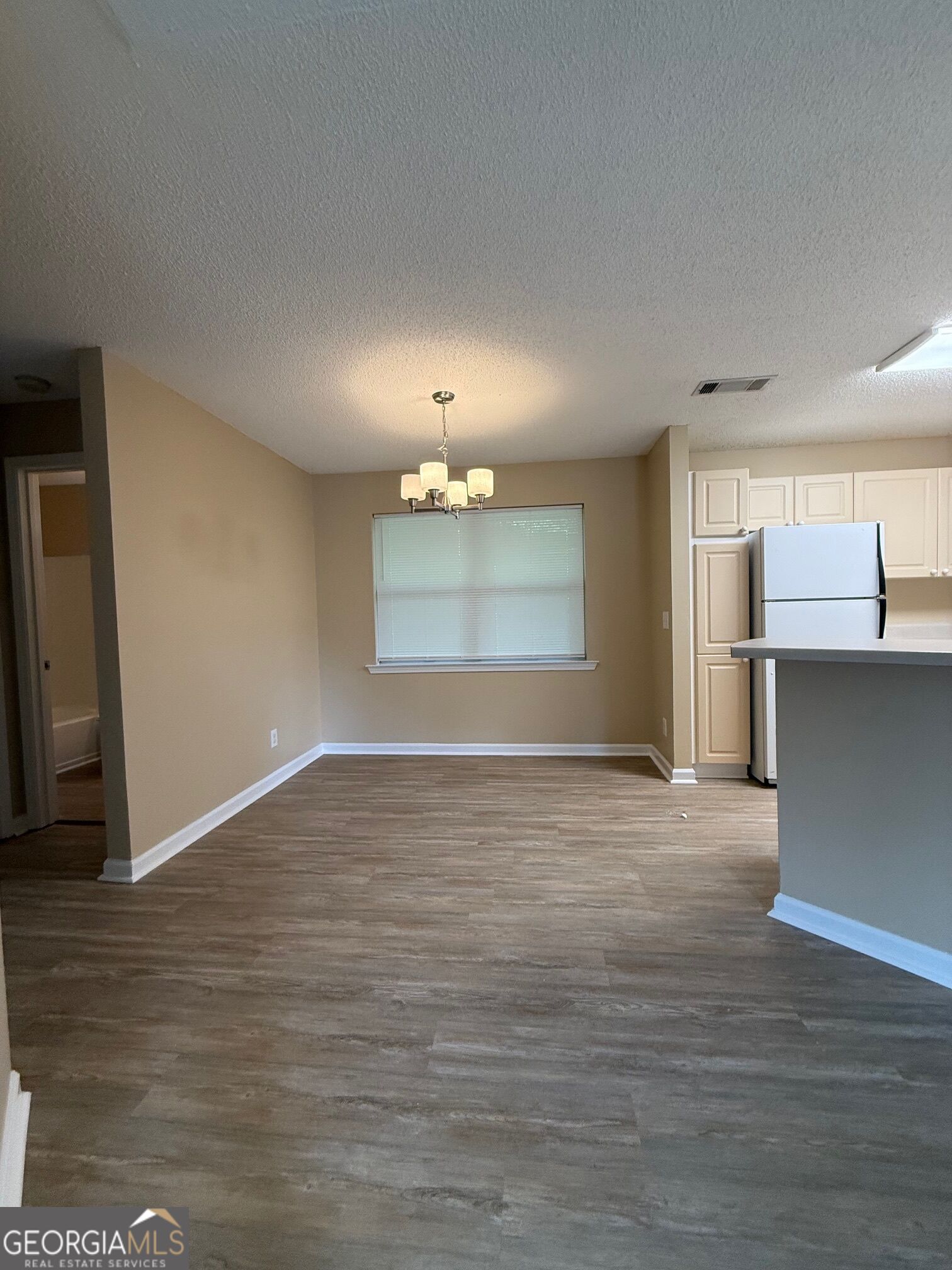 320 Ridgewood Avenue # B4 Property Photo 3
