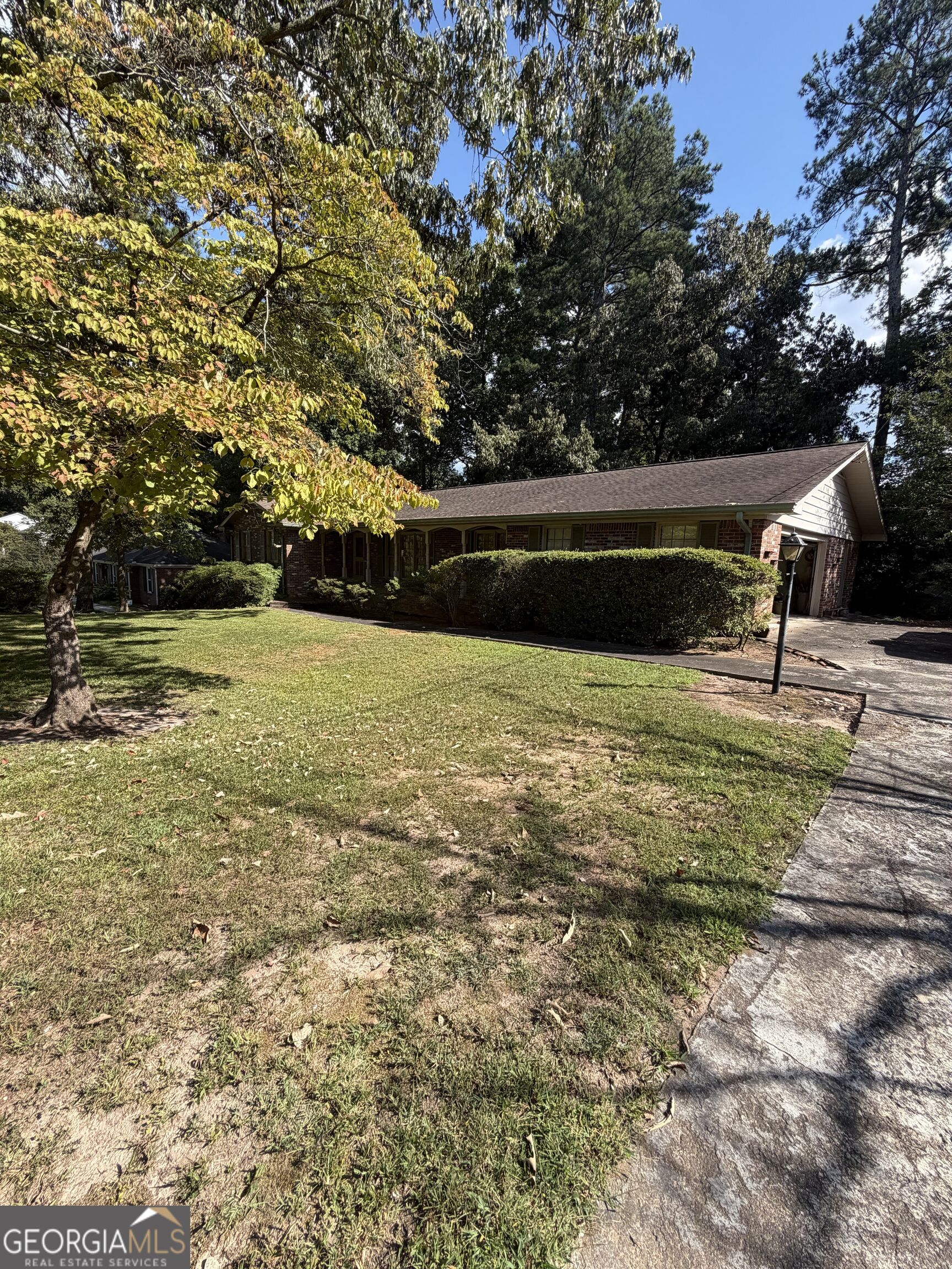 1663 Kings Down Circle Property Photo 3