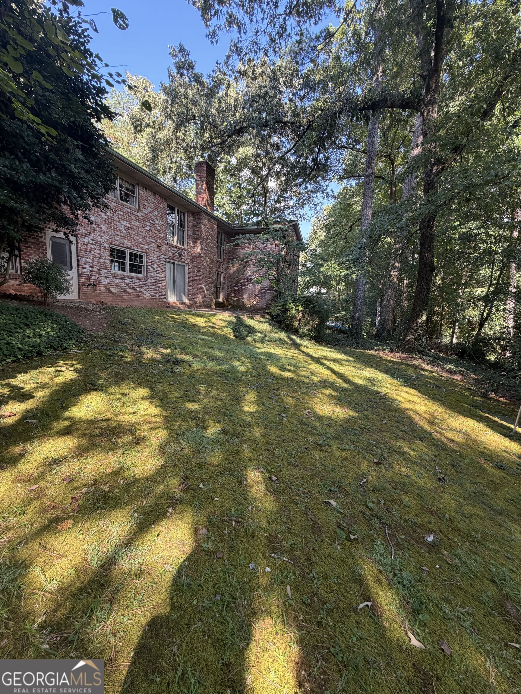 1663 Kings Down Circle Property Photo 5
