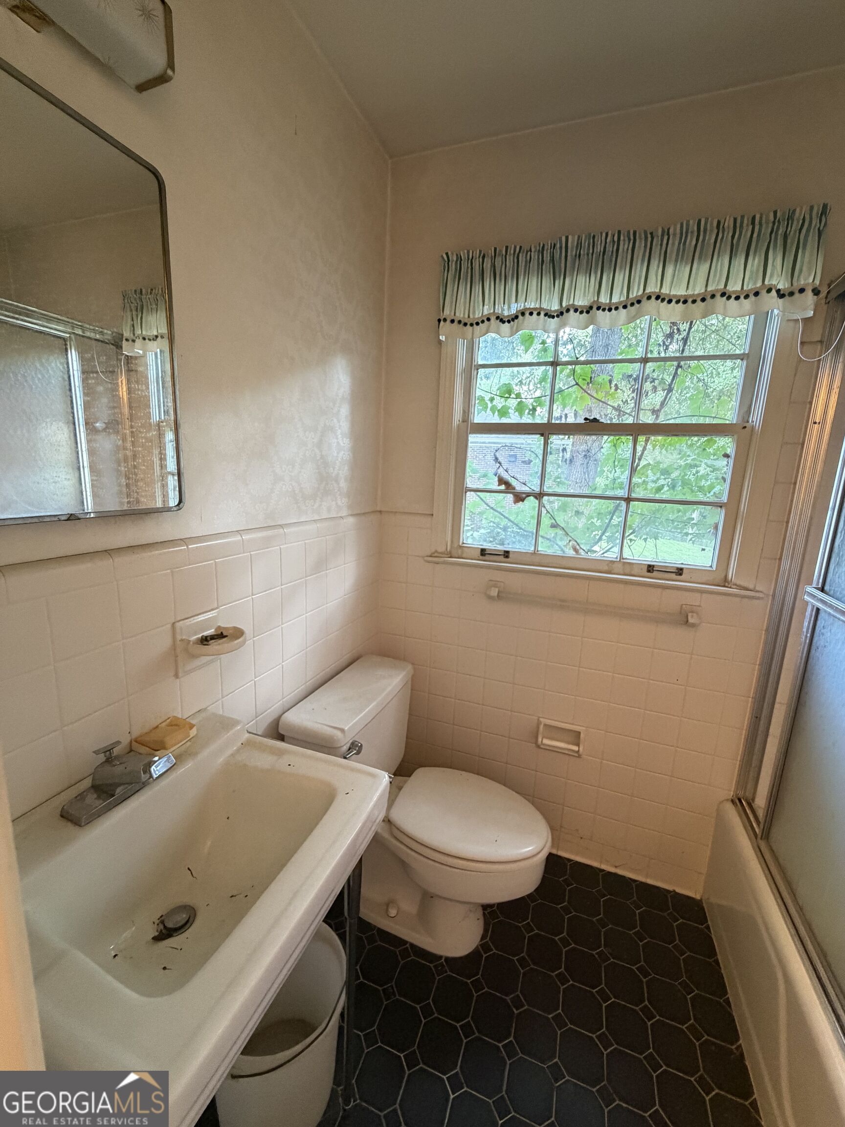 1663 Kings Down Circle Property Photo 23