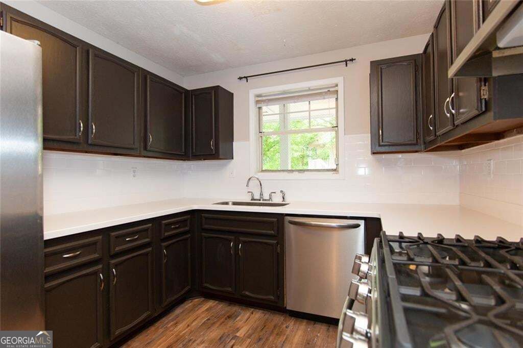2104 Augusta Drive Se Property Photo 12