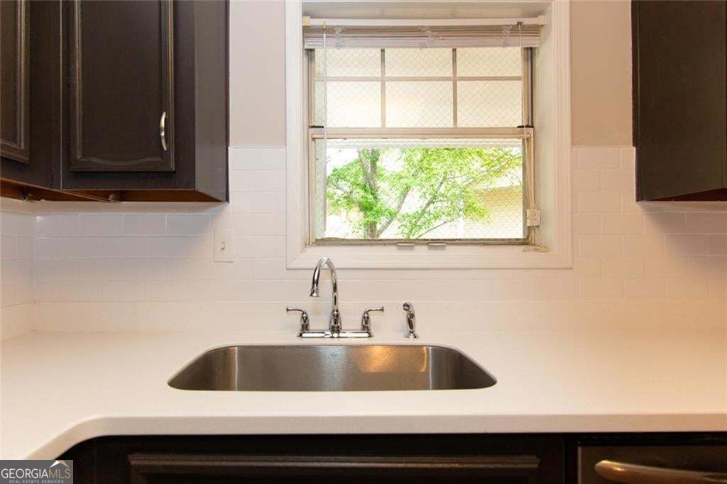 2104 Augusta Drive Se Property Photo 13