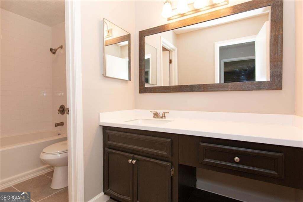 2104 Augusta Drive Se Property Photo 28