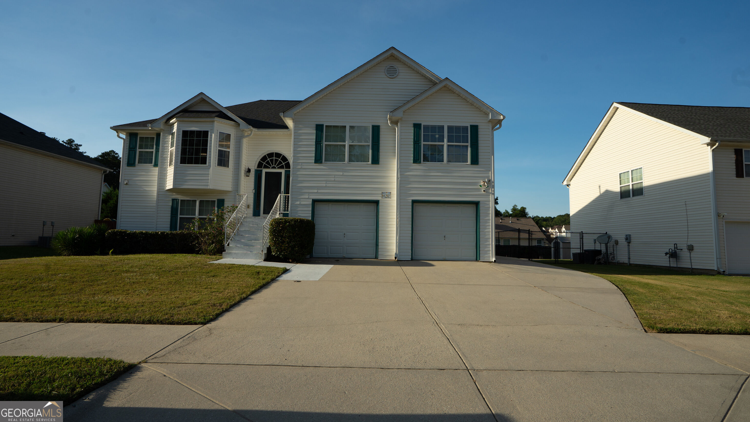 2010 Hillspring Lane Property Photo 1