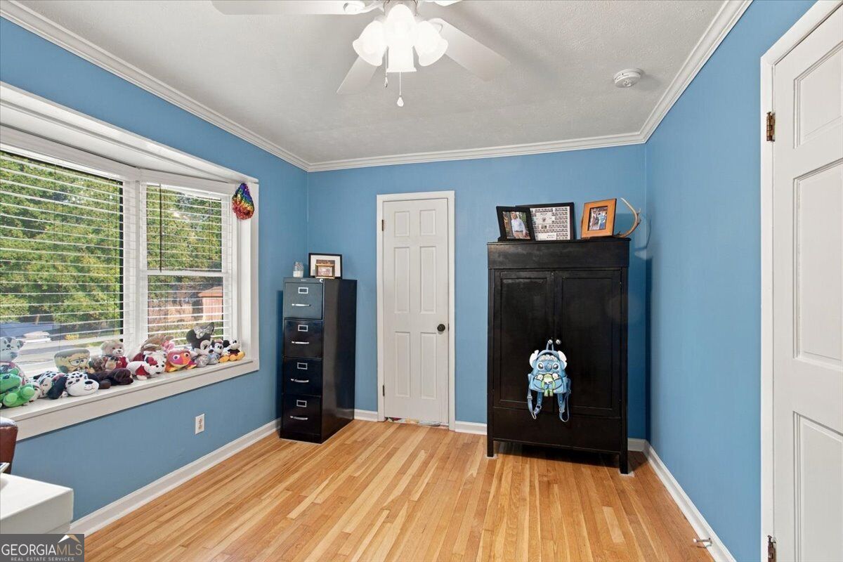 919 Crawford Street Property Photo 33