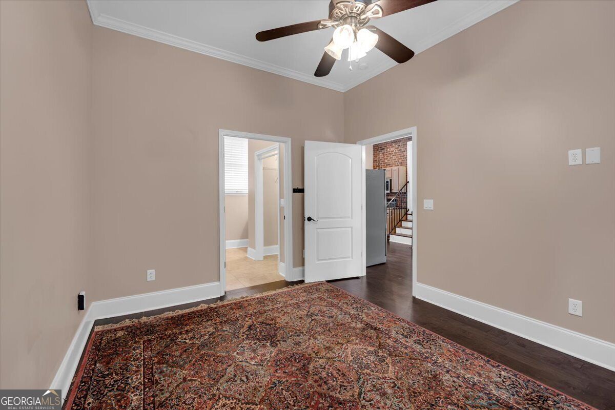 919 Crawford Street Property Photo 38