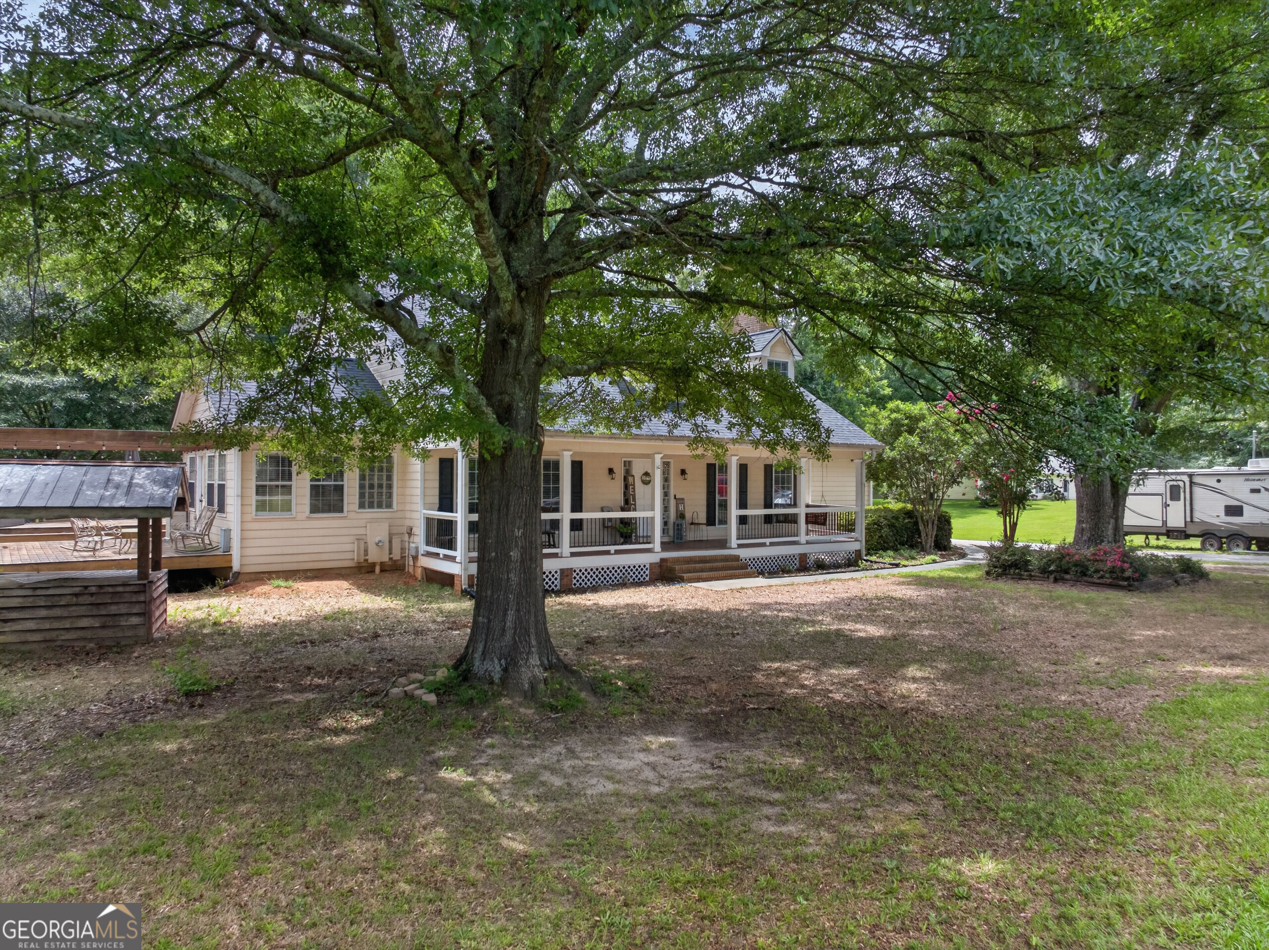 410 Old Highway 81 Property Photo 5