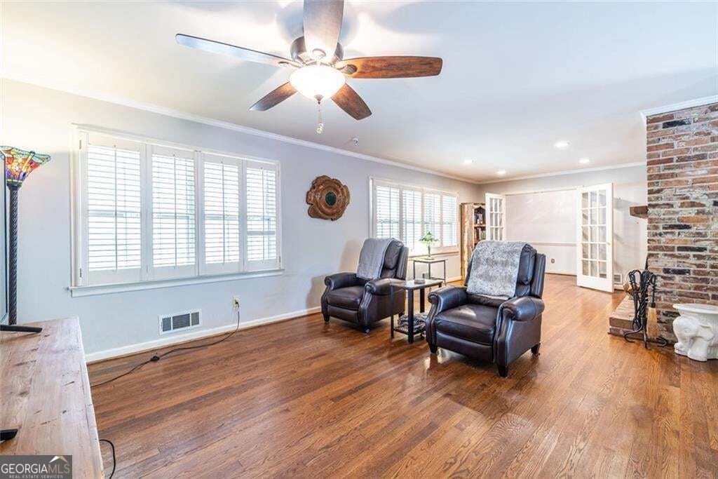 3360 Embry Hills Drive Property Photo 8