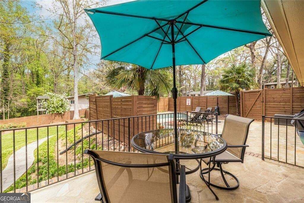 3360 Embry Hills Drive Property Photo 19
