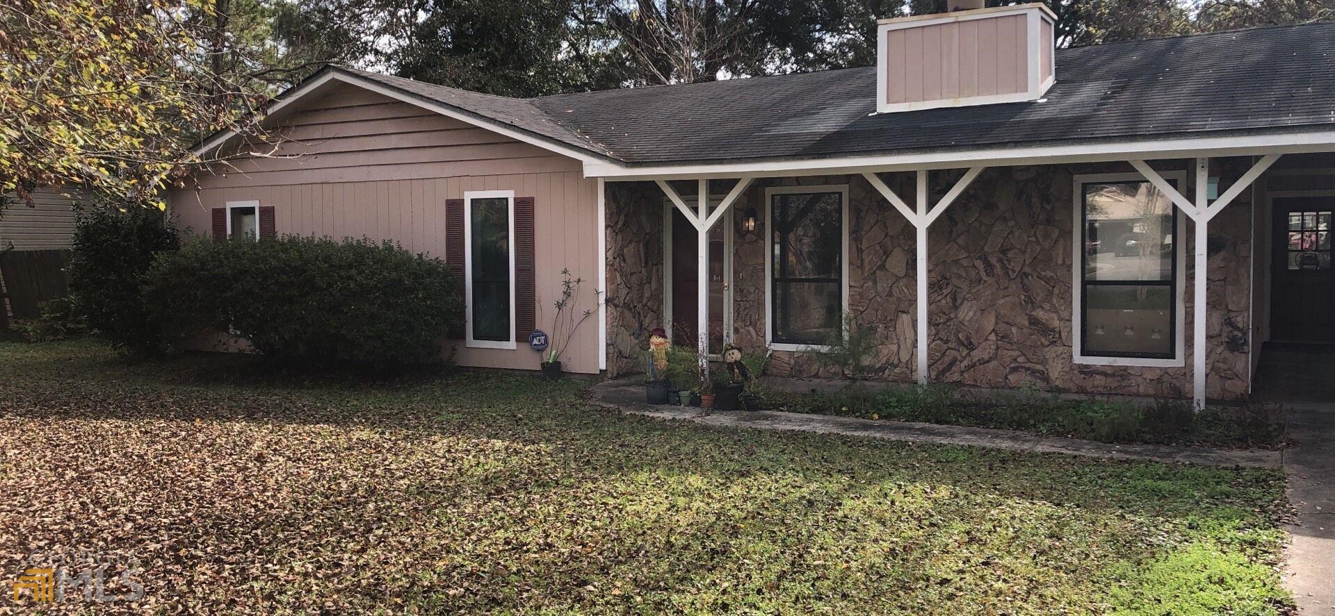 203 Courtney Place Property Photo 1