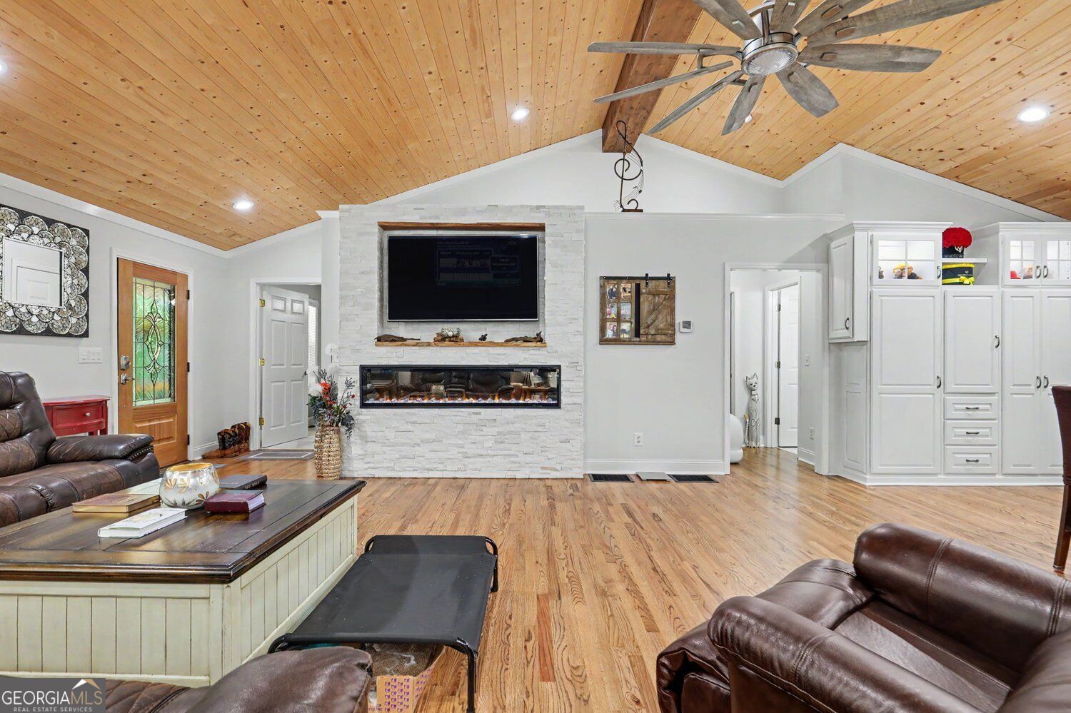 301 Cross Creek Trail Property Photo 10