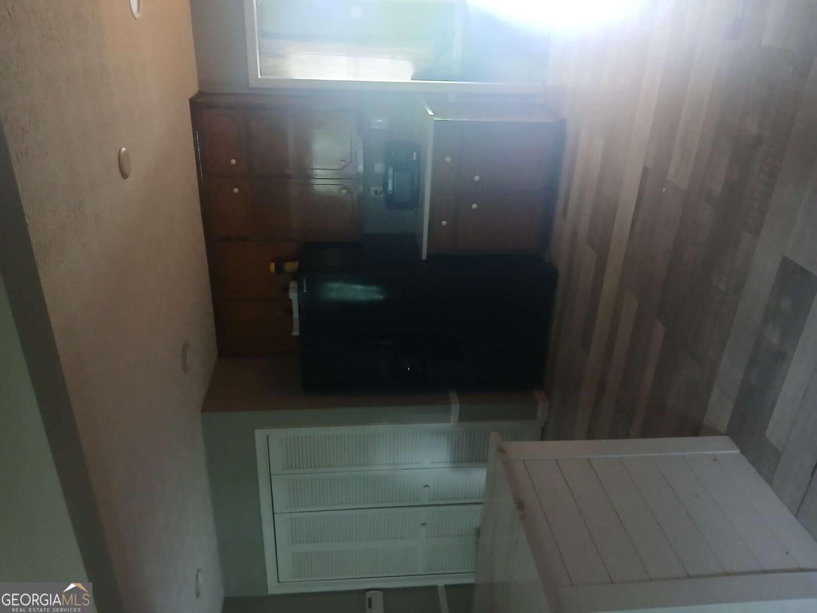 5261 Nathan Drive Nw Property Photo 4