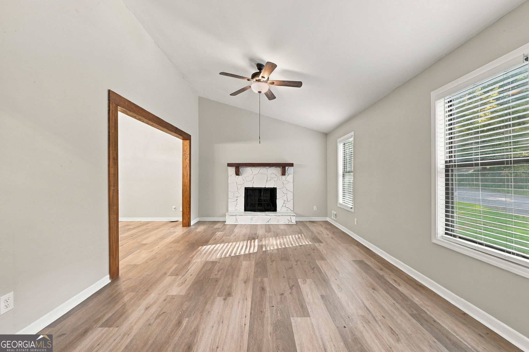 278 Shalloway Drive Ne Property Photo 3