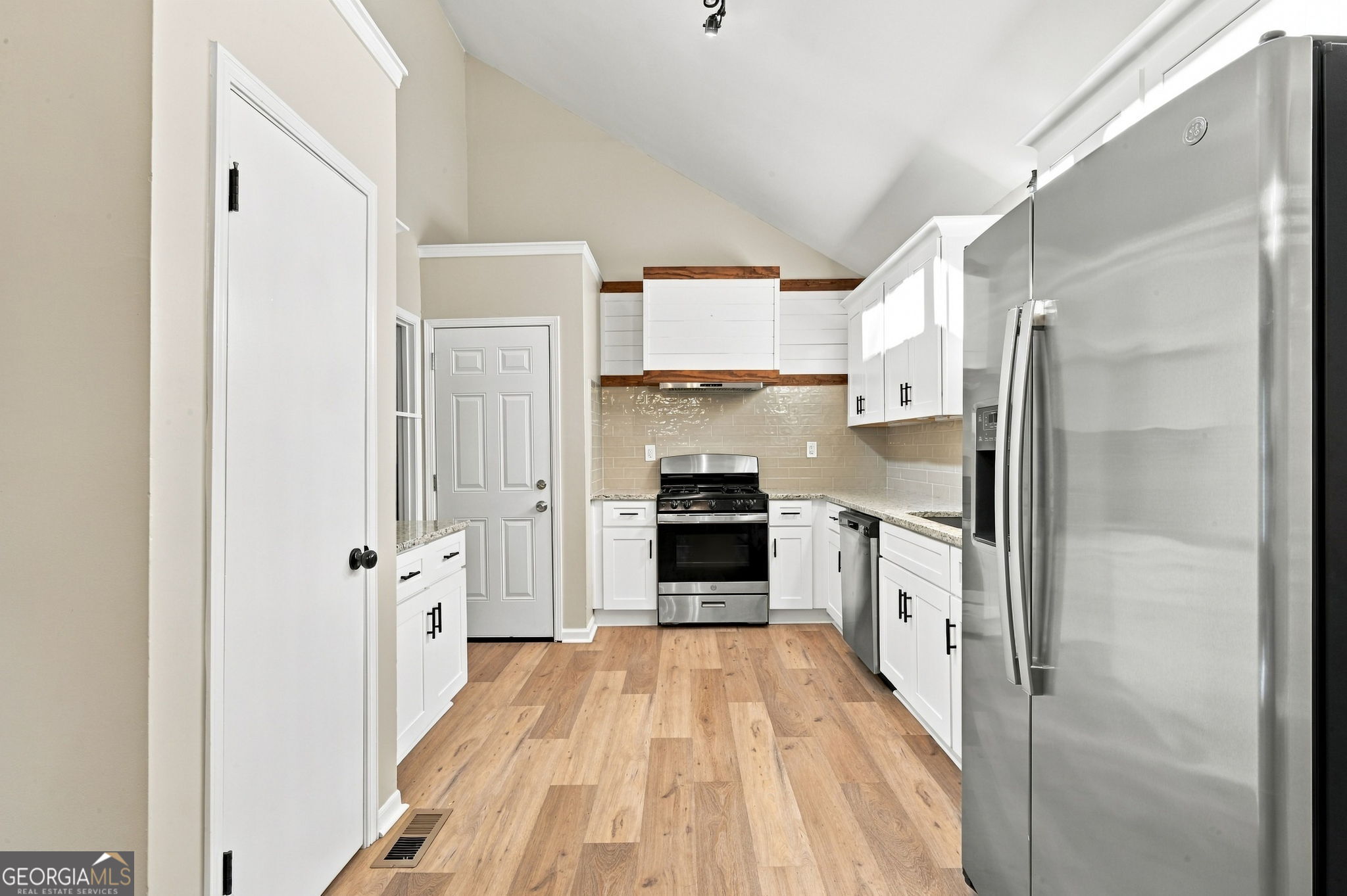 278 Shalloway Drive Ne Property Photo 10