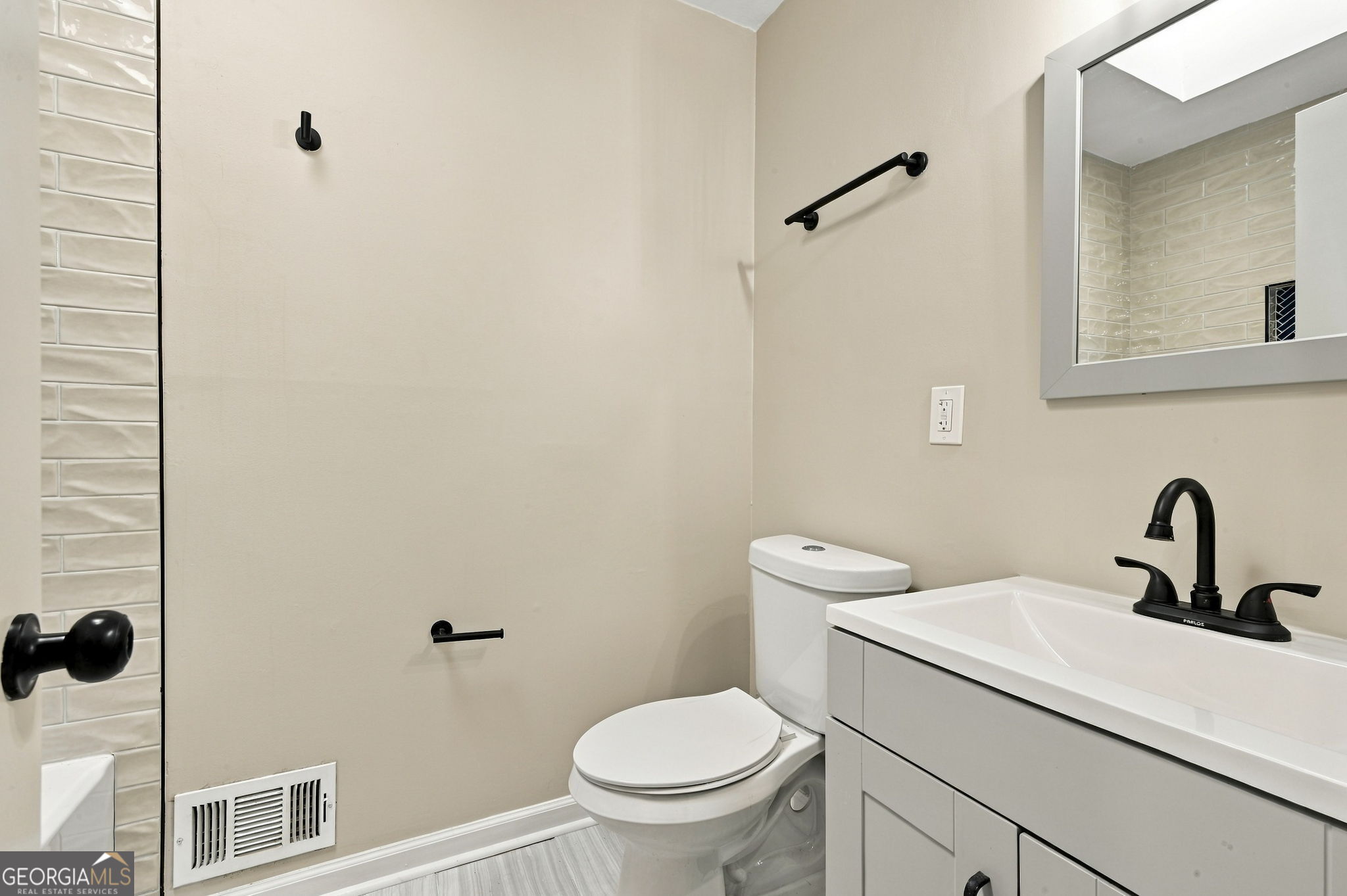 278 Shalloway Drive Ne Property Photo 13