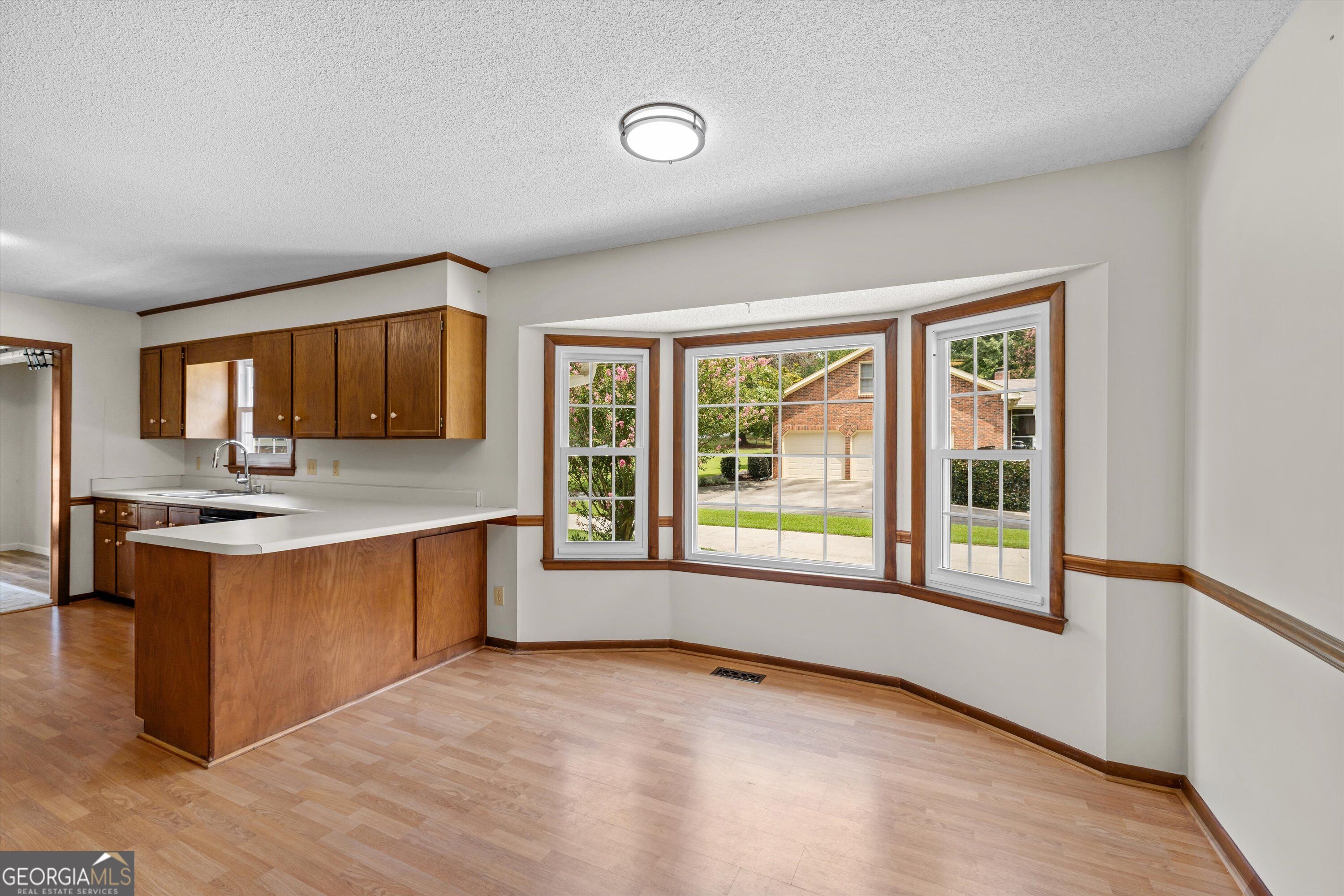 1082 Kismet Drive Property Photo 20