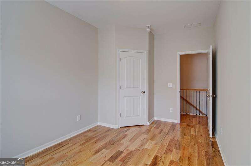 872 Whisperwood Trail Property Photo 32