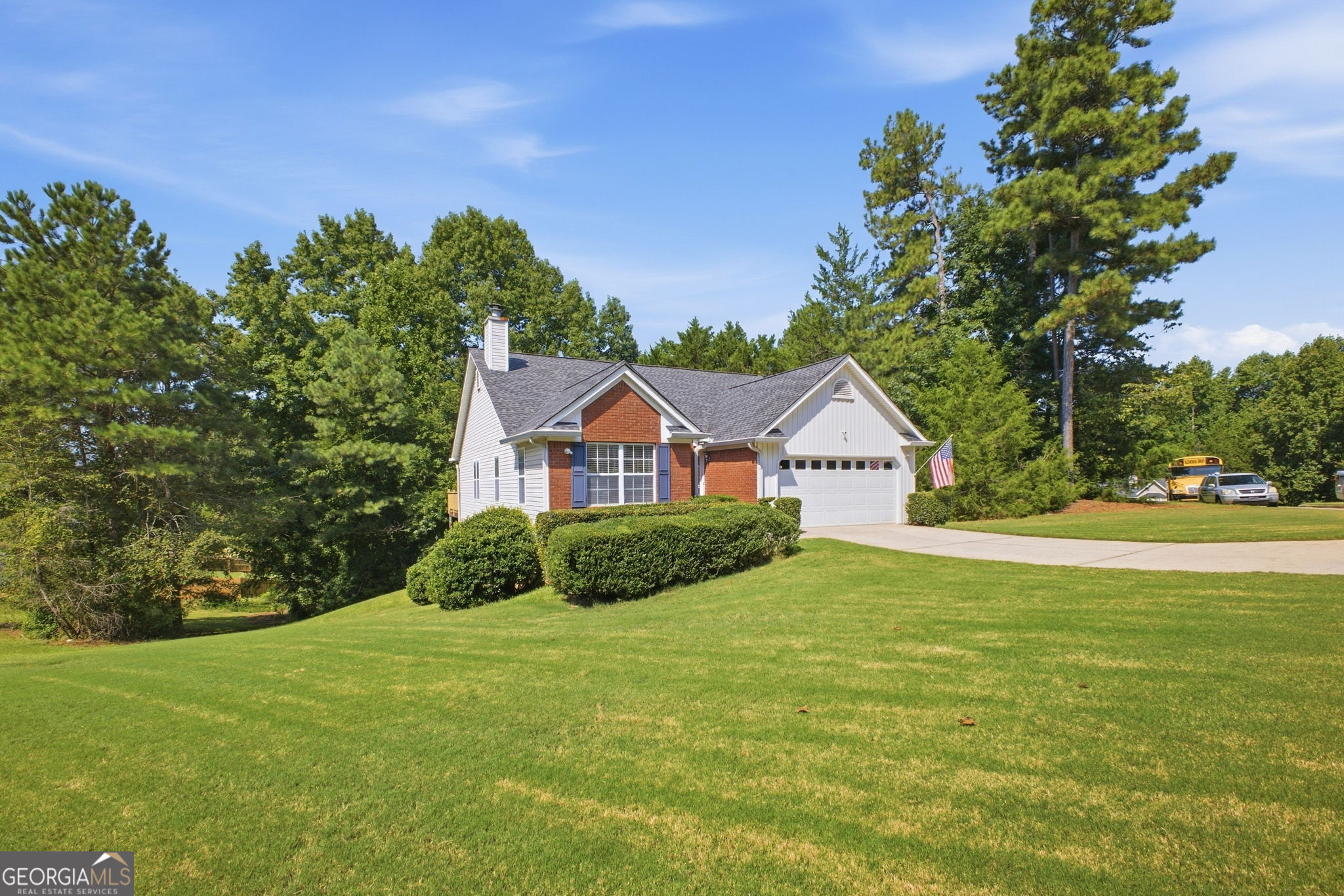 3465 Laurel Springs Cove Property Photo 3