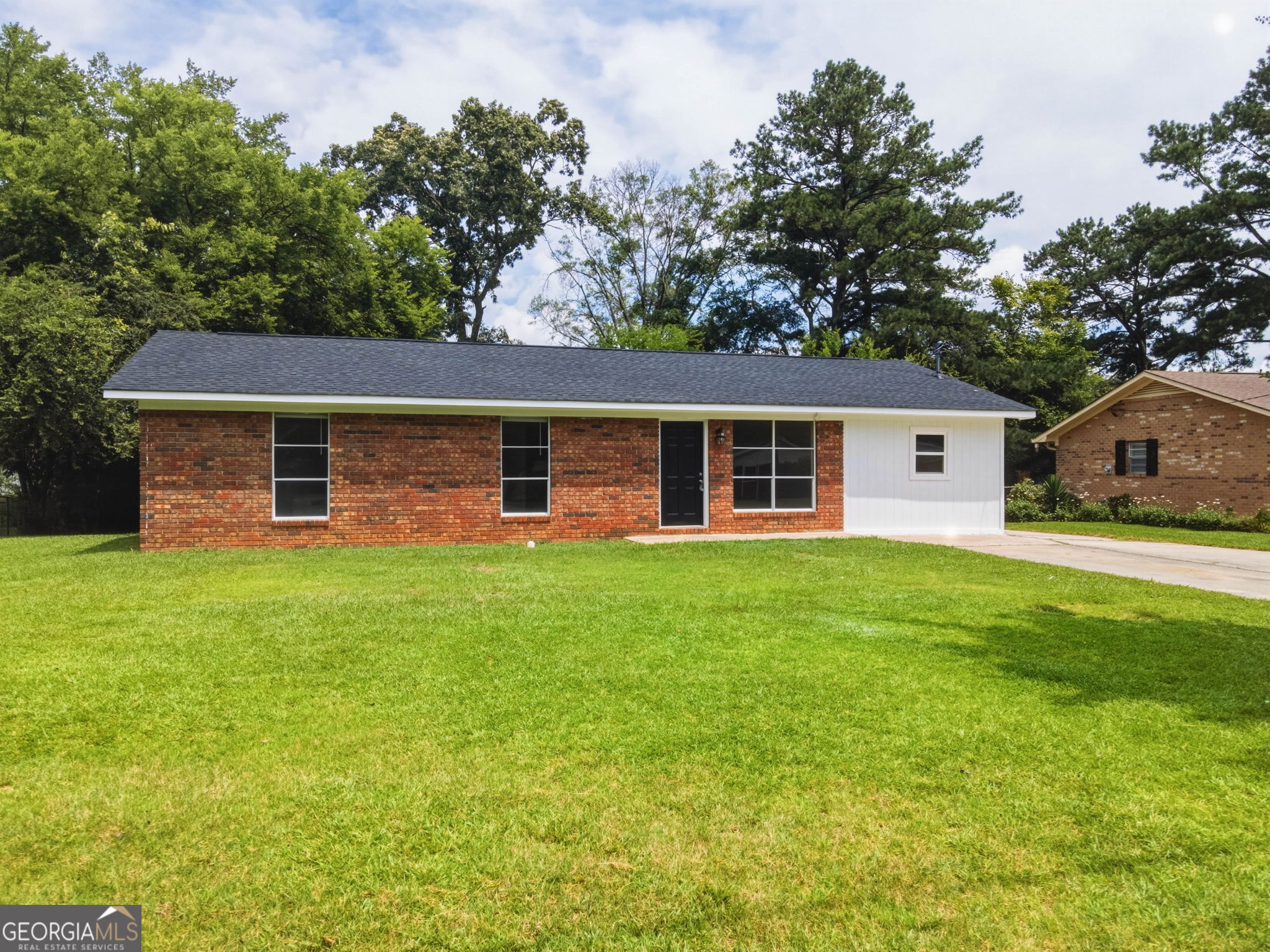 19 Lindsey Drive Nw Property Photo 1
