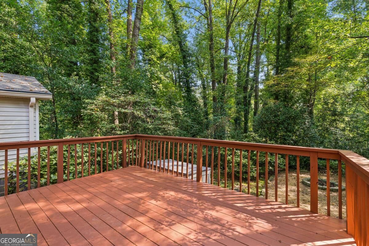 765 Iris Terrace Property Photo 14