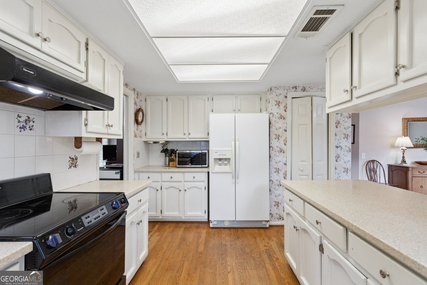 1802 Hunters Glen Ne Property Photo 3