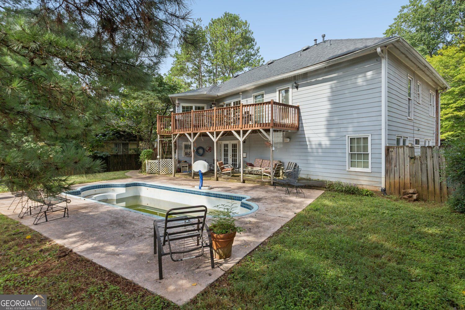 1802 Hunters Glen Ne Property Photo 7