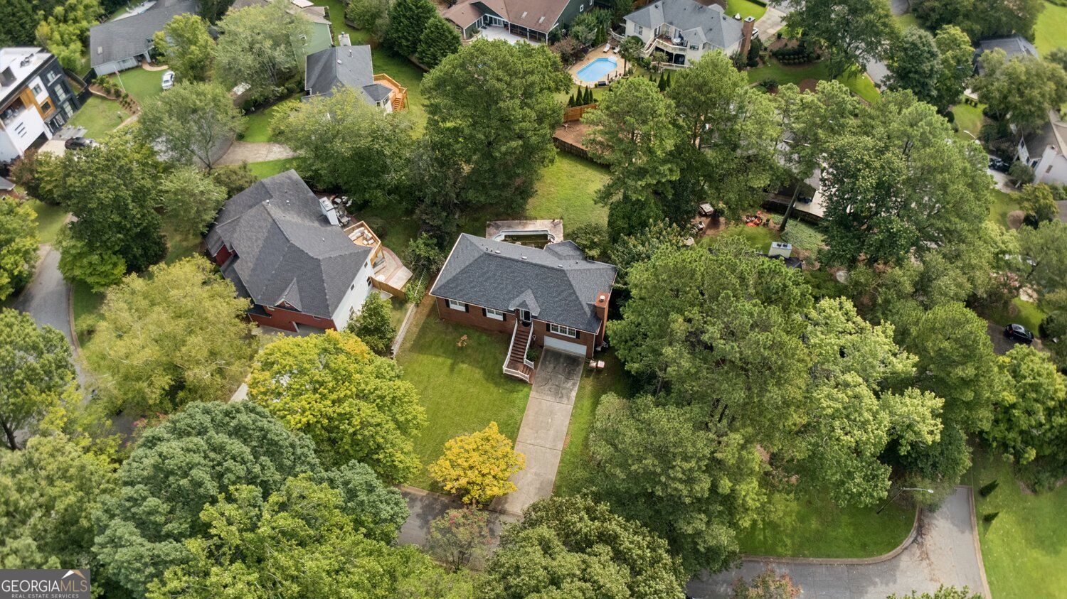 1802 Hunters Glen Ne Property Photo 42