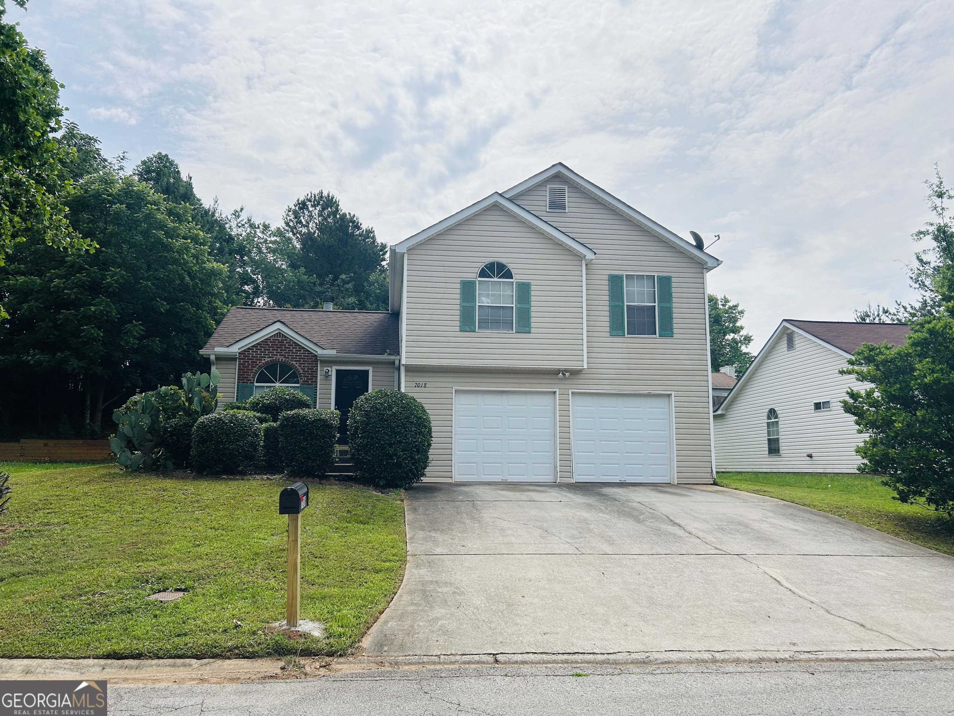7018 New Dale Road Property Photo 1