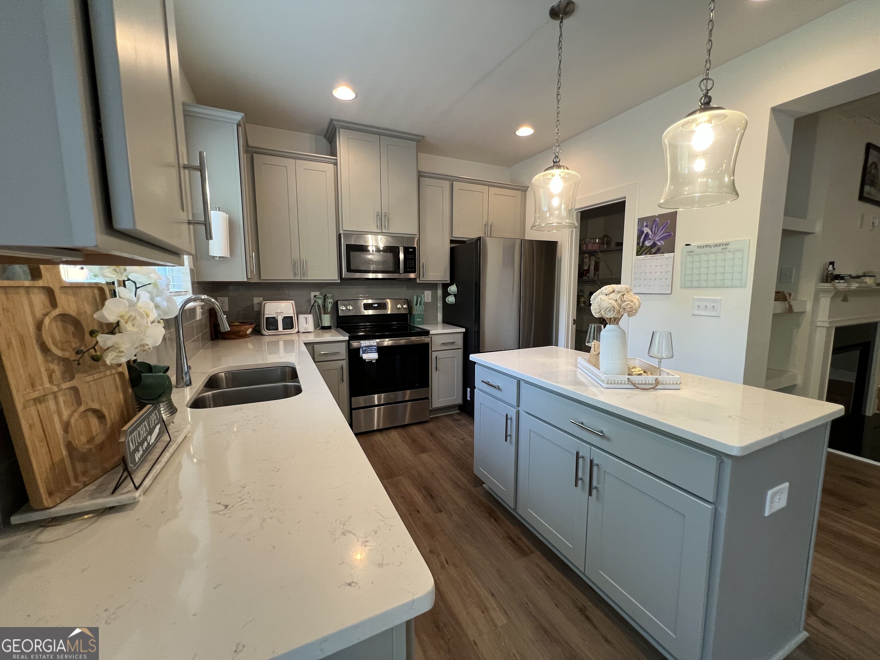 7705 Baron Road Property Photo 4