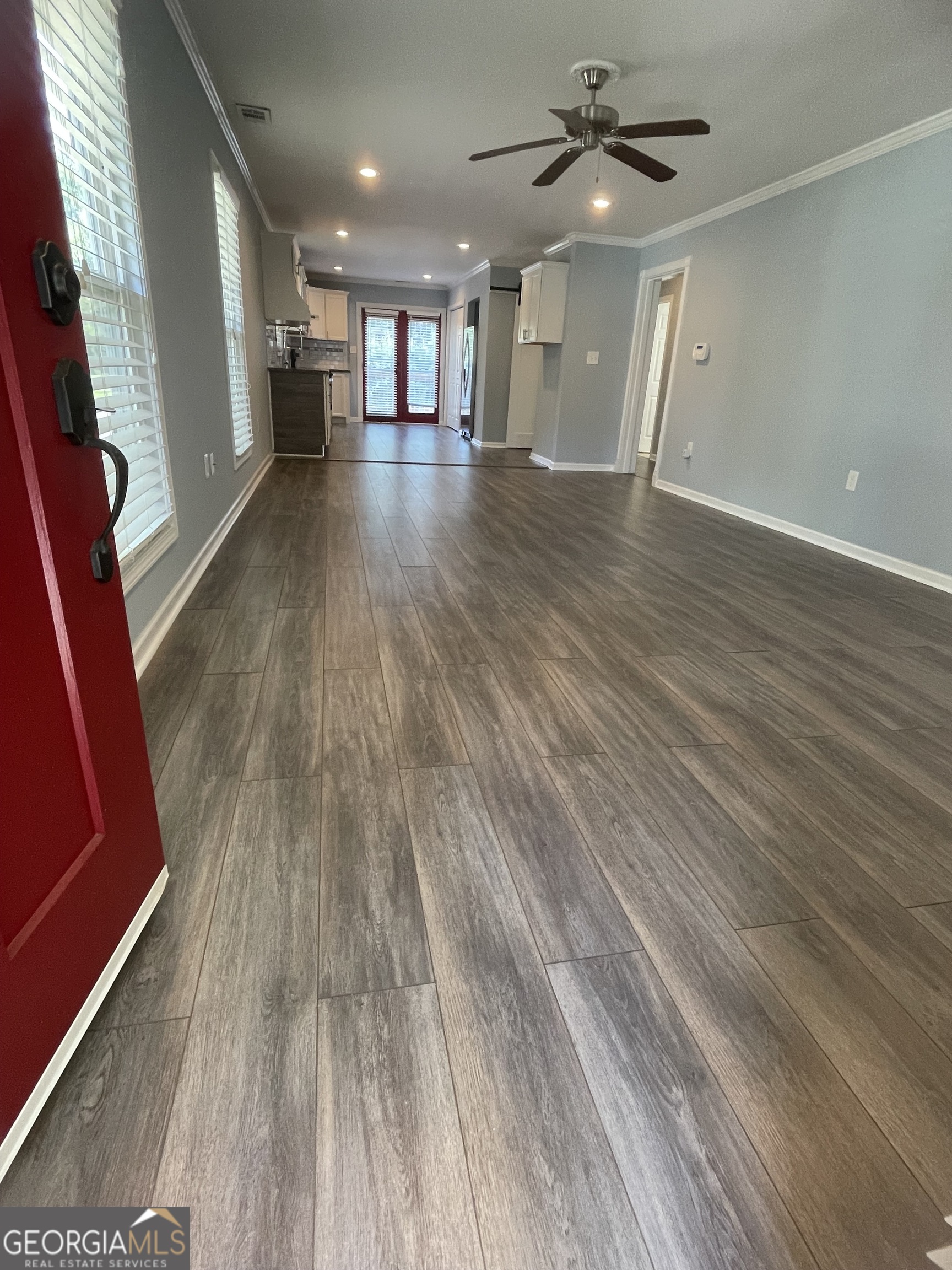 1833 Phillips Avenue Property Photo 2