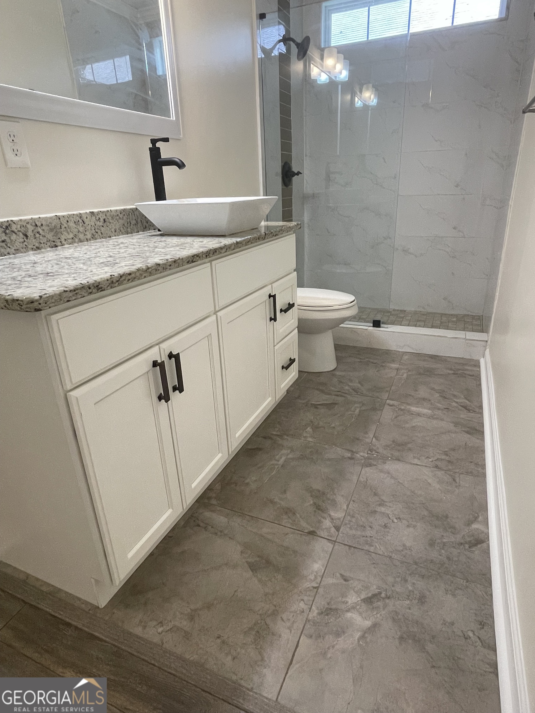 1833 Phillips Avenue Property Photo 22