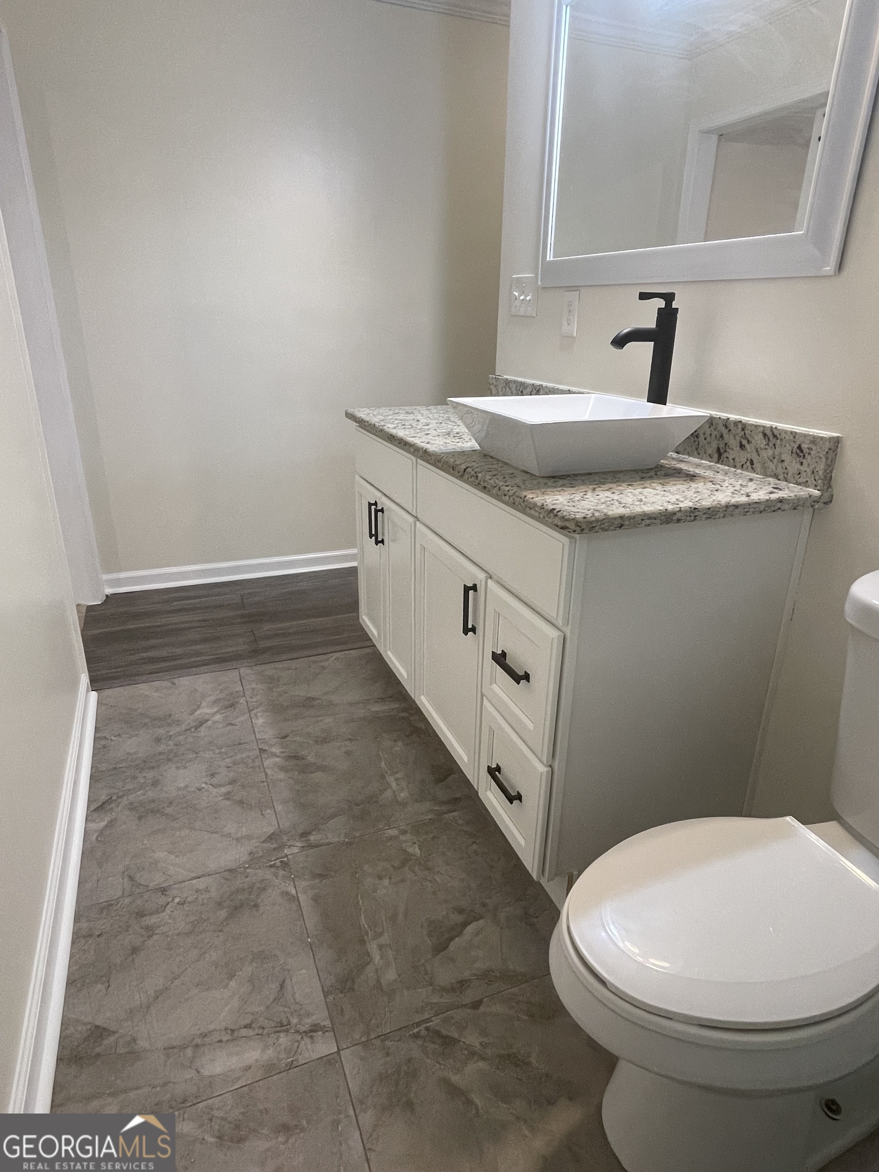 1833 Phillips Avenue Property Photo 23