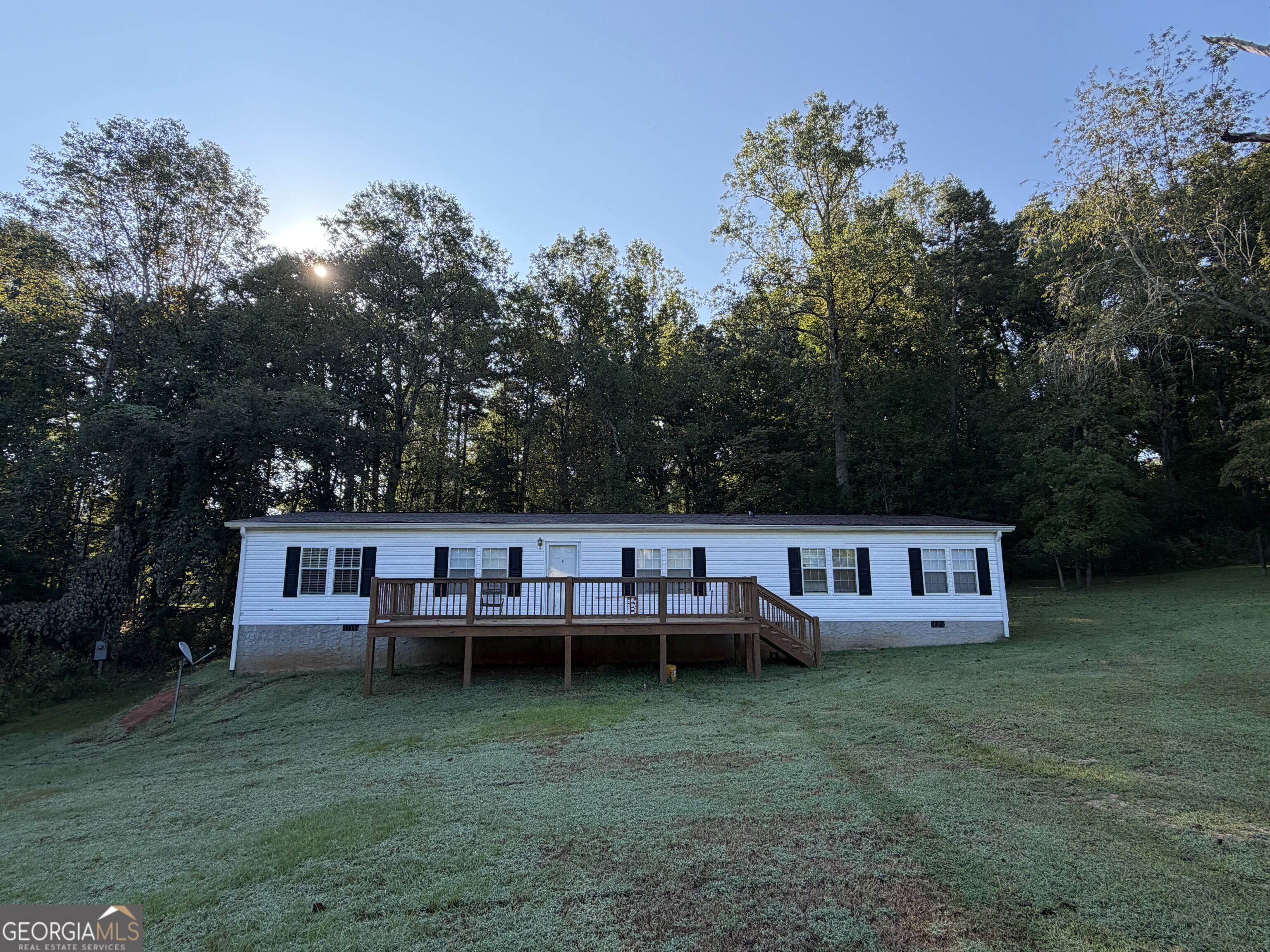 206 Benifield Drive Property Photo 2