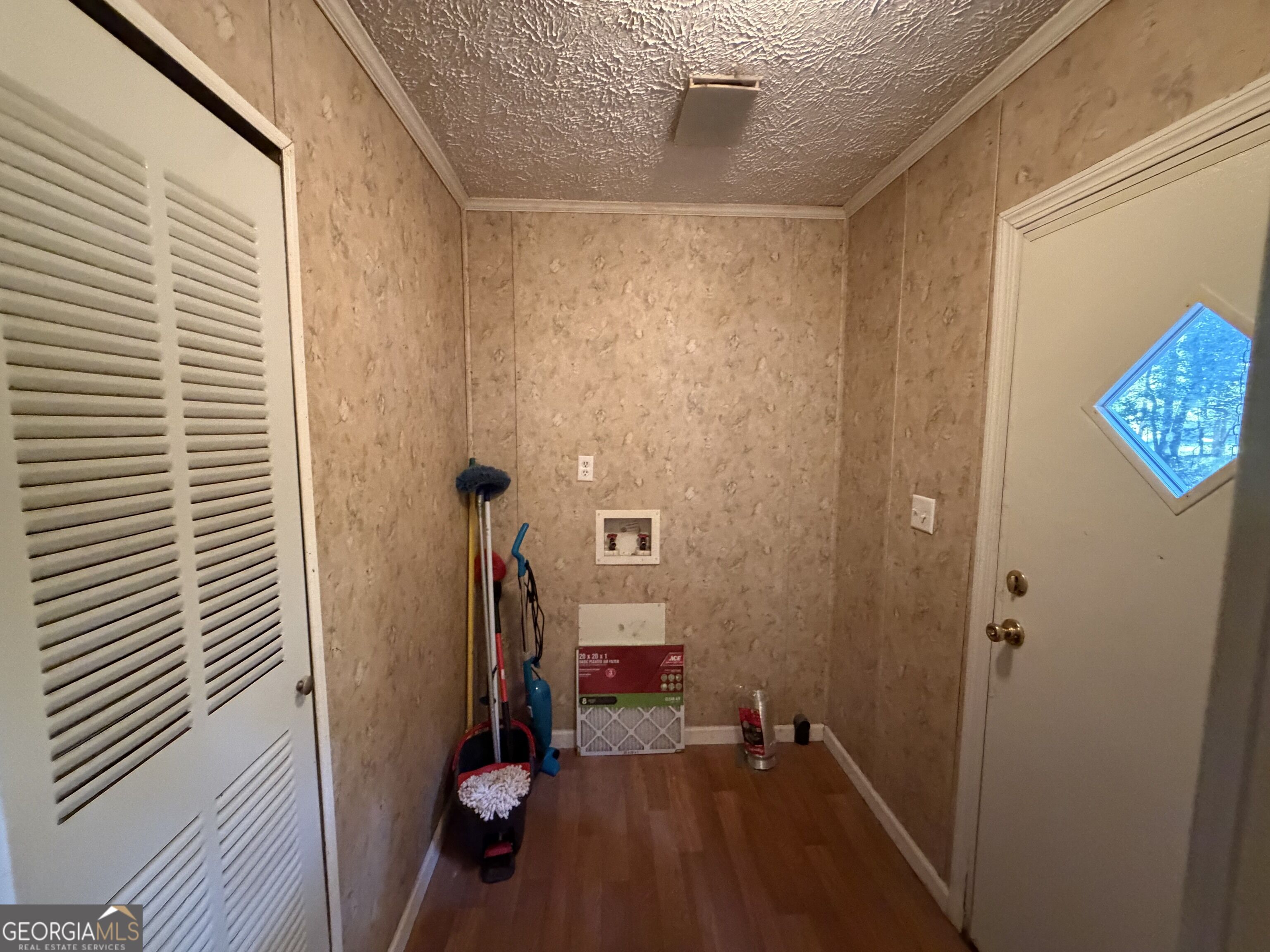 206 Benifield Drive Property Photo 7