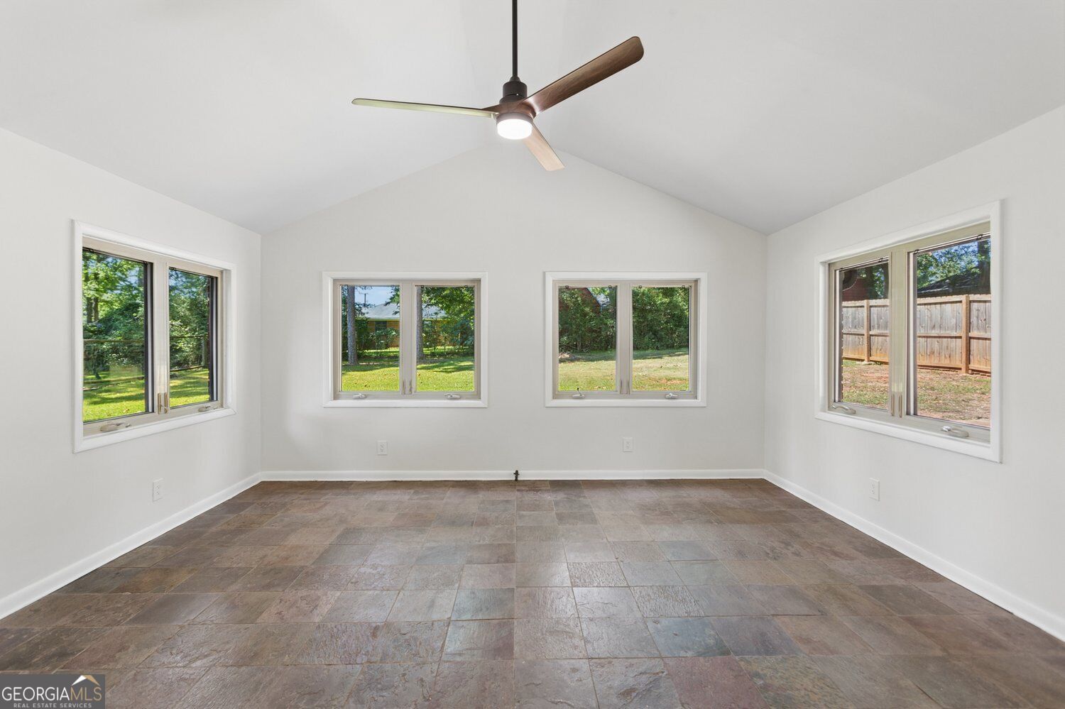 2171 Edgemore Drive Se Property Photo 36