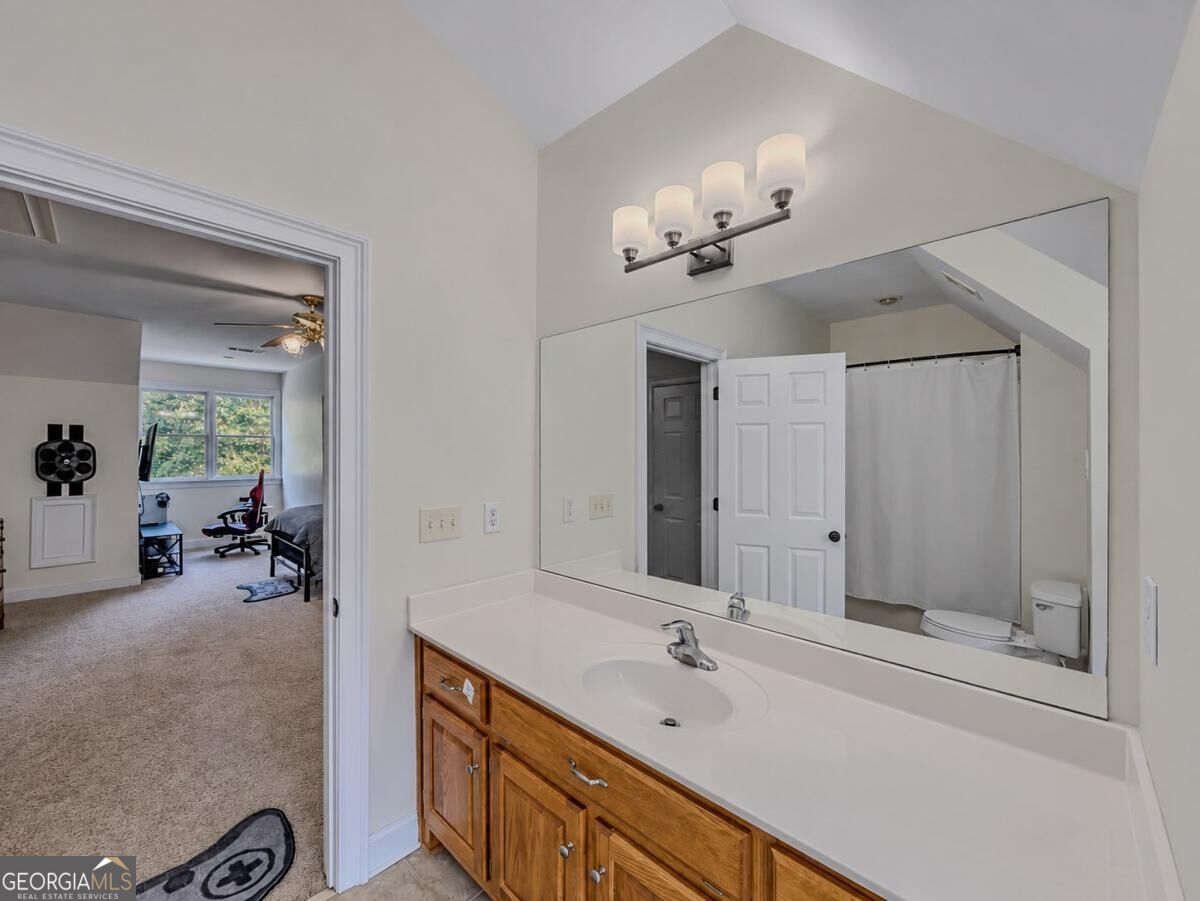 149 Robson Trail Property Photo 40