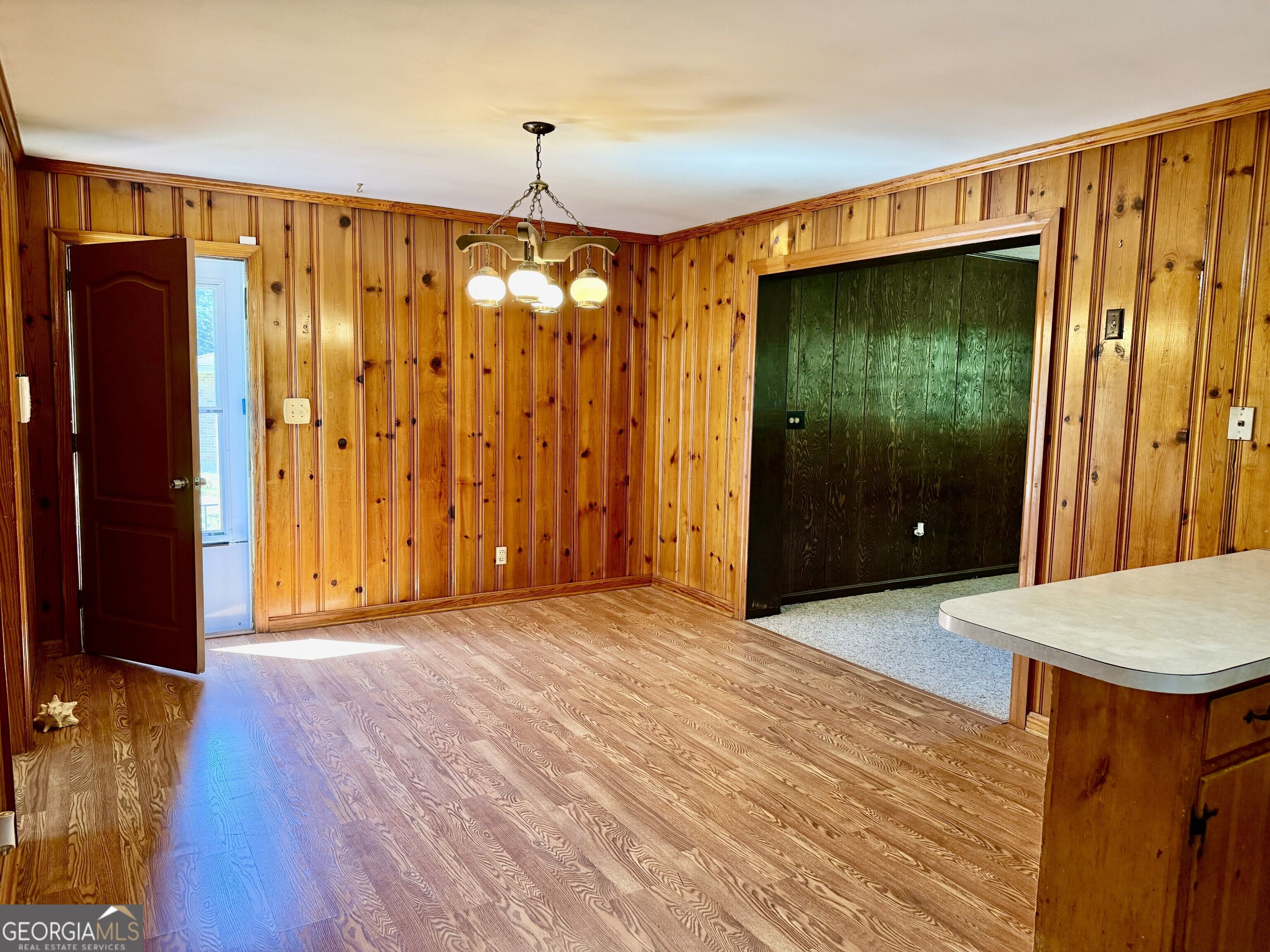 3226 Woodview Drive Se Property Photo 11