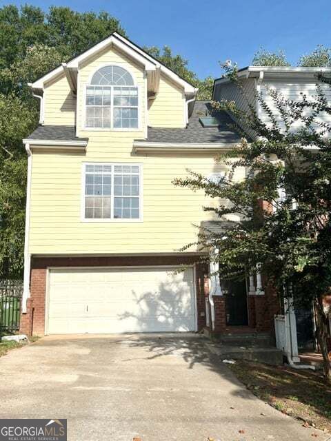 580 Windsor Street SW Property Photo 1