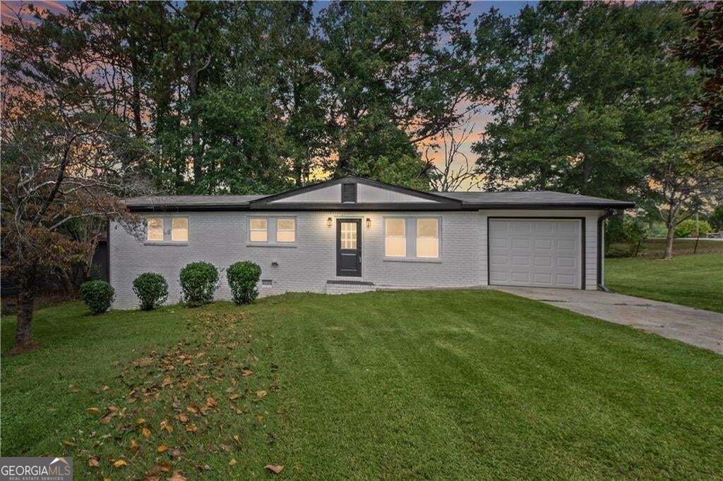 5961 John Street Property Photo 1