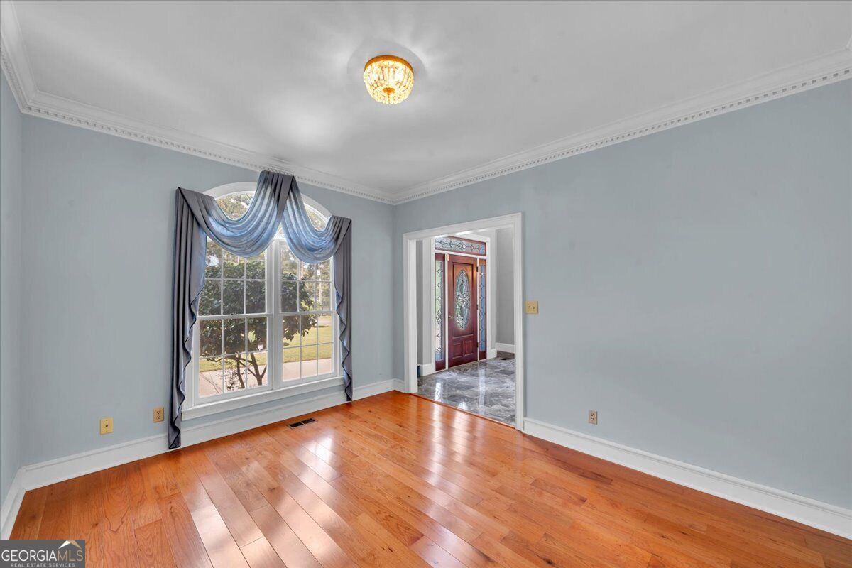 98 Beverly Drive Property Photo 6