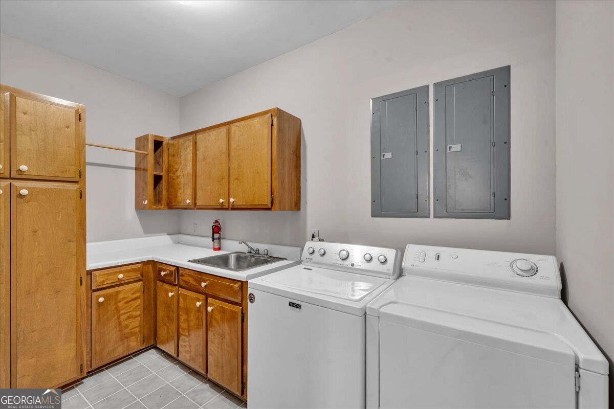 98 Beverly Drive Property Photo 30