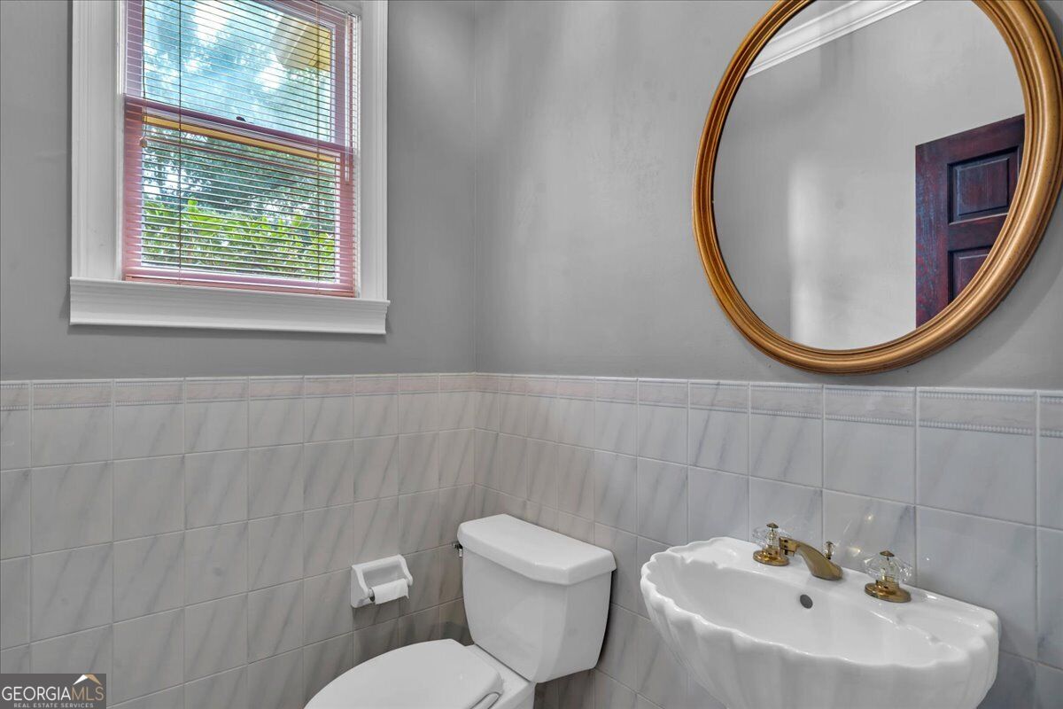 98 Beverly Drive Property Photo 32